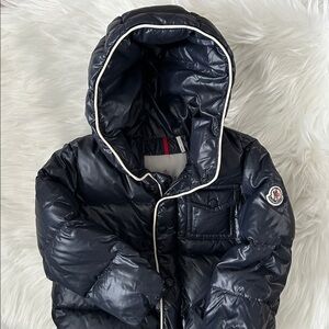 Moncler Baby Puffer Jacket Navy Blue Size 18-24 M Like NEW!